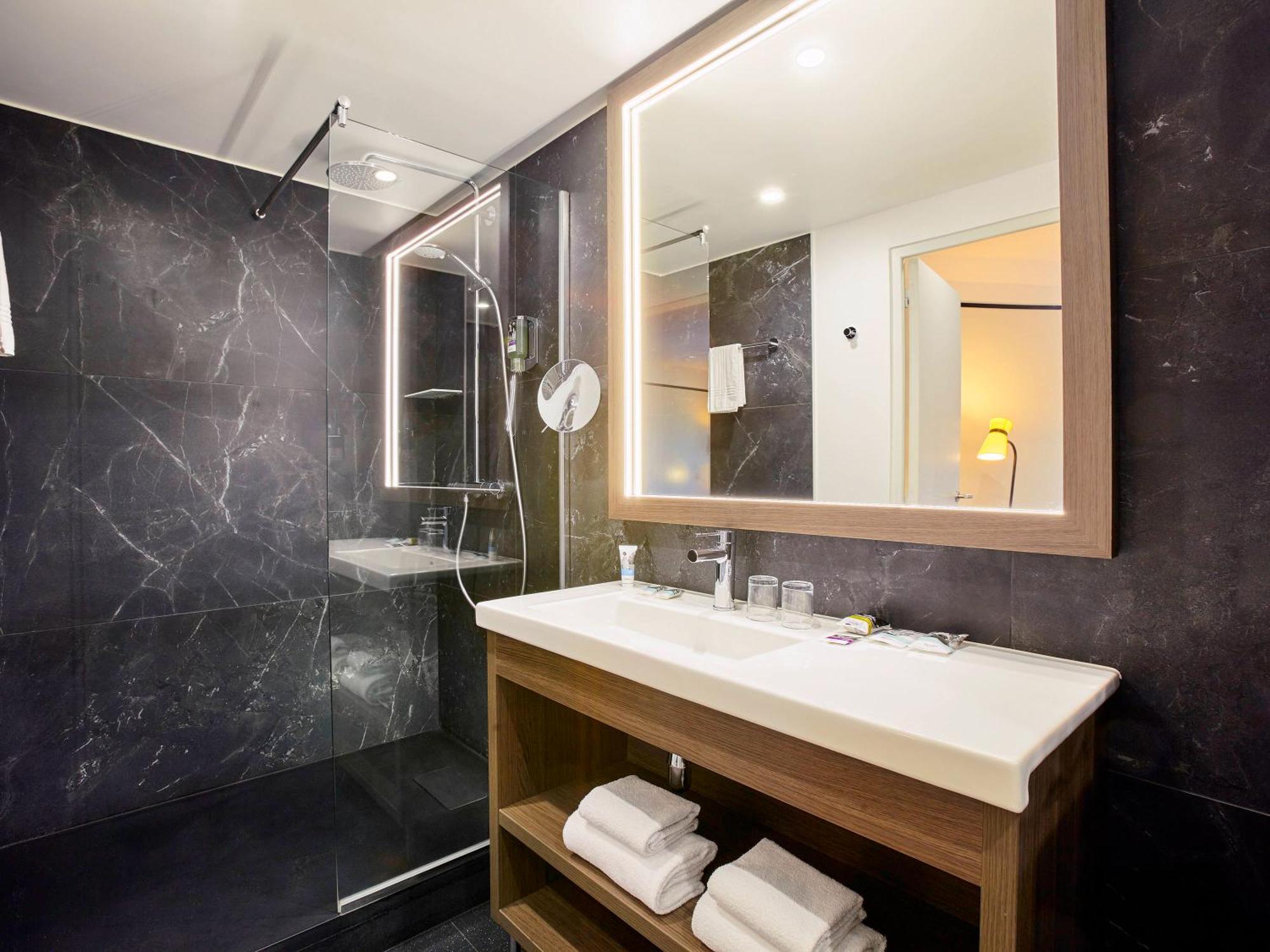 Mercure Paris Saint-Ouen Saint-Ouen (Seine-Saint-Denis) Exterior foto